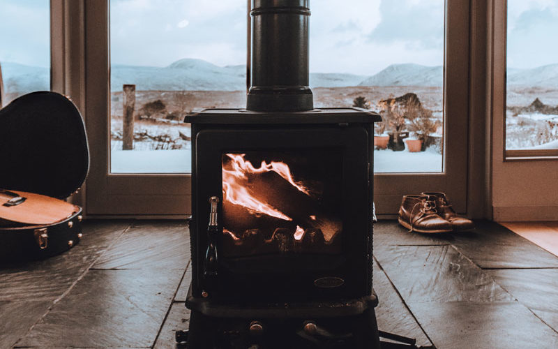 Realizamos la instalación y mantenimiento de tu chimenea